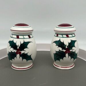 Lefton Holly Candy Cane Christmas Vintage Rare Salt & Pepper Shaker Set 034‎